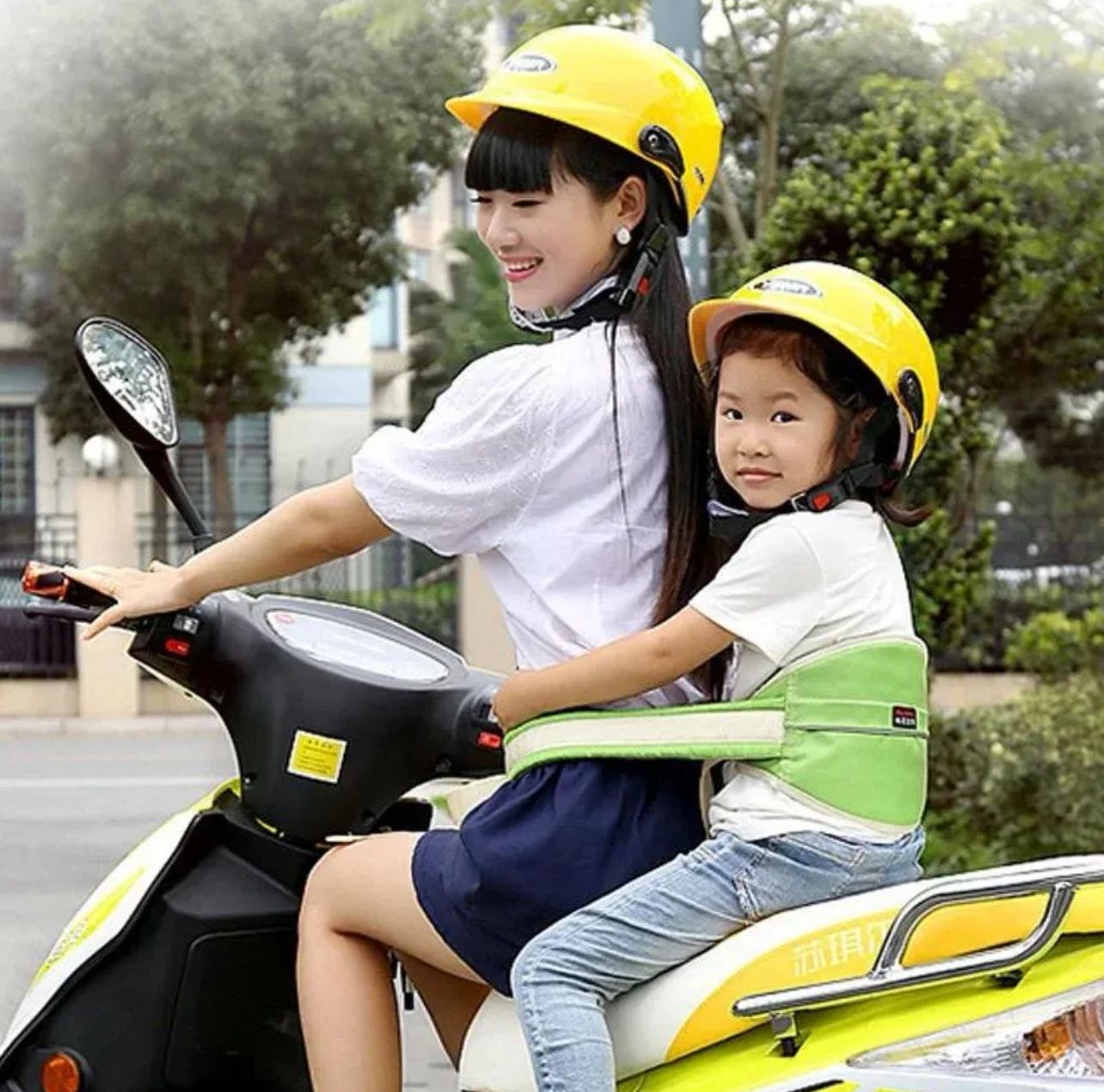 Motorcycle Adjustable Safety Belt For Children